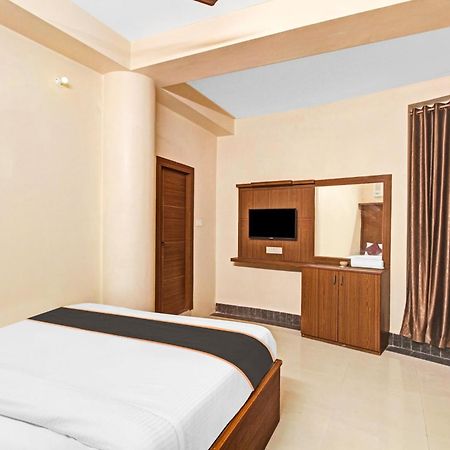 Super Collection O Hotel Aqua Villa Near Netaji Subhash Chandra Bose International Airport Gauripur  Екстер'єр фото