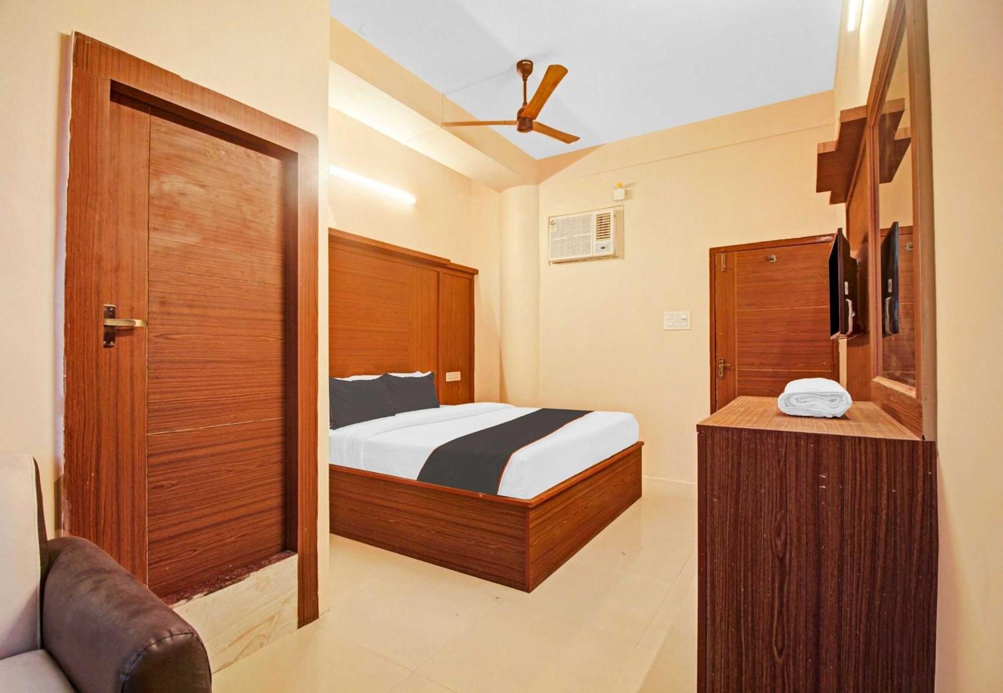 Super Collection O Hotel Aqua Villa Near Netaji Subhash Chandra Bose International Airport Gauripur  Екстер'єр фото